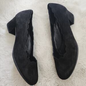 Gabor Gigi 221 Black Suede Scalloped Pump | Comfort Block Heel 38 / US 8 NEW